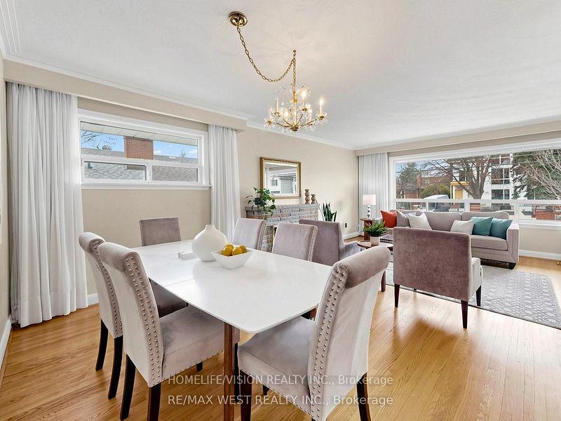 Photo 6 of 53 Wedgewood Drive, North York, Newtonbrook East — HOMEH