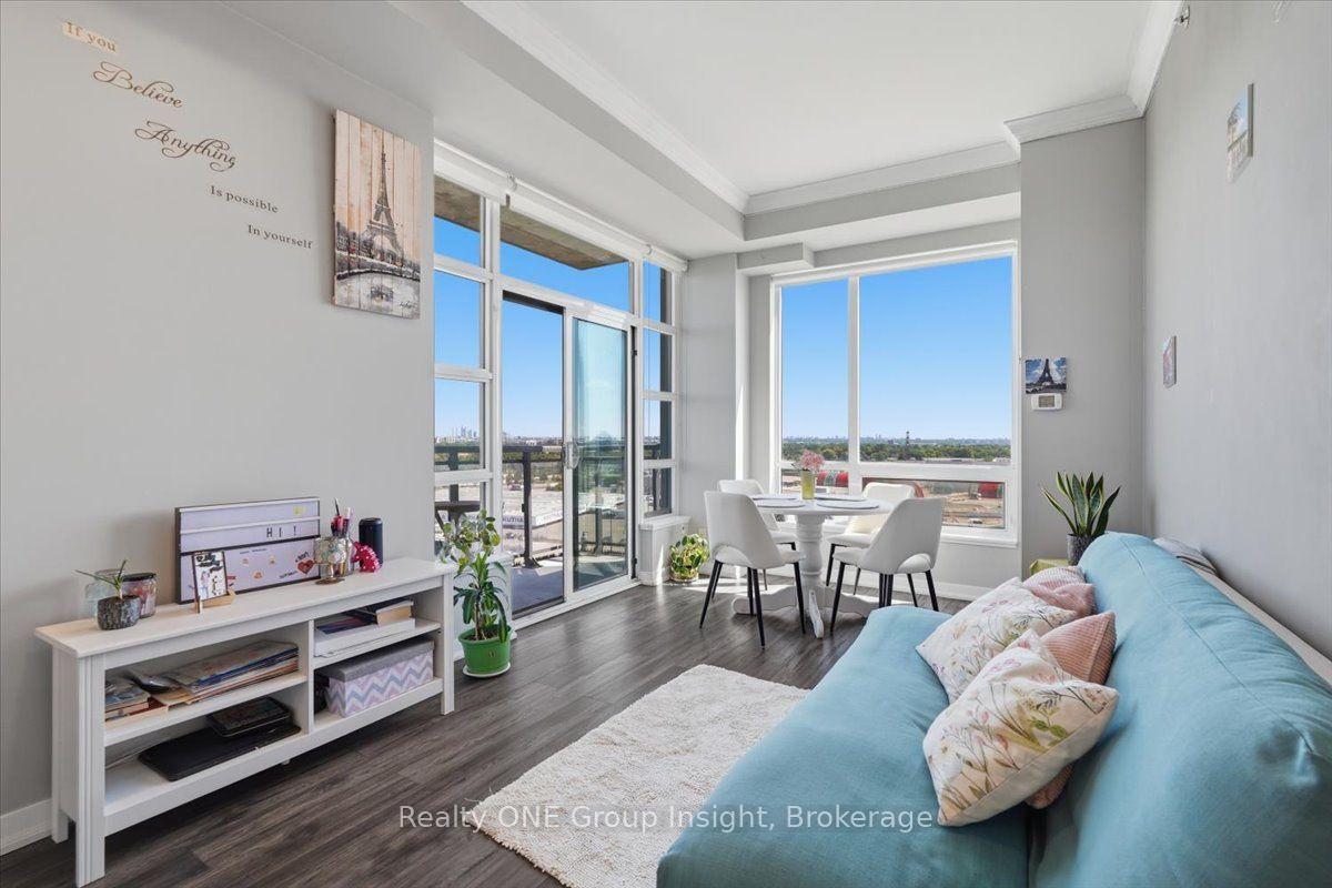 Photo 4 of Unit 1009, 840 Queens Plate Drive, Etobicoke, West Humber-Clairville — HOMEH