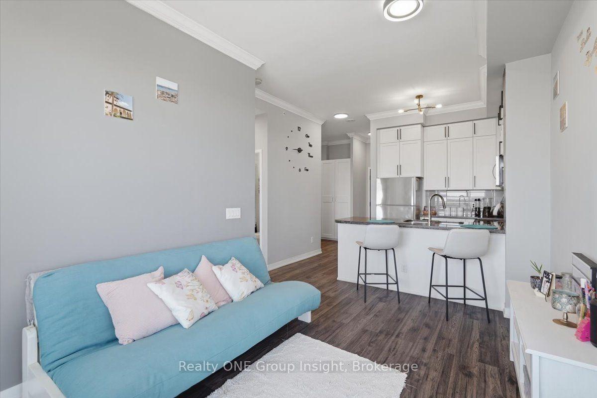 Photo 9 of Unit 1009, 840 Queens Plate Drive, Etobicoke, West Humber-Clairville — HOMEH