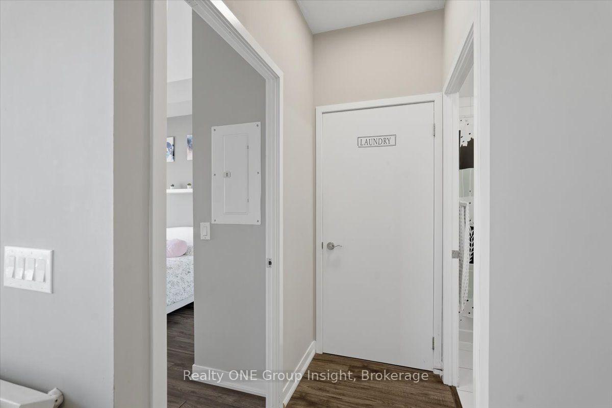 Photo 10 of Unit 1009, 840 Queens Plate Drive, Etobicoke, West Humber-Clairville — HOMEH