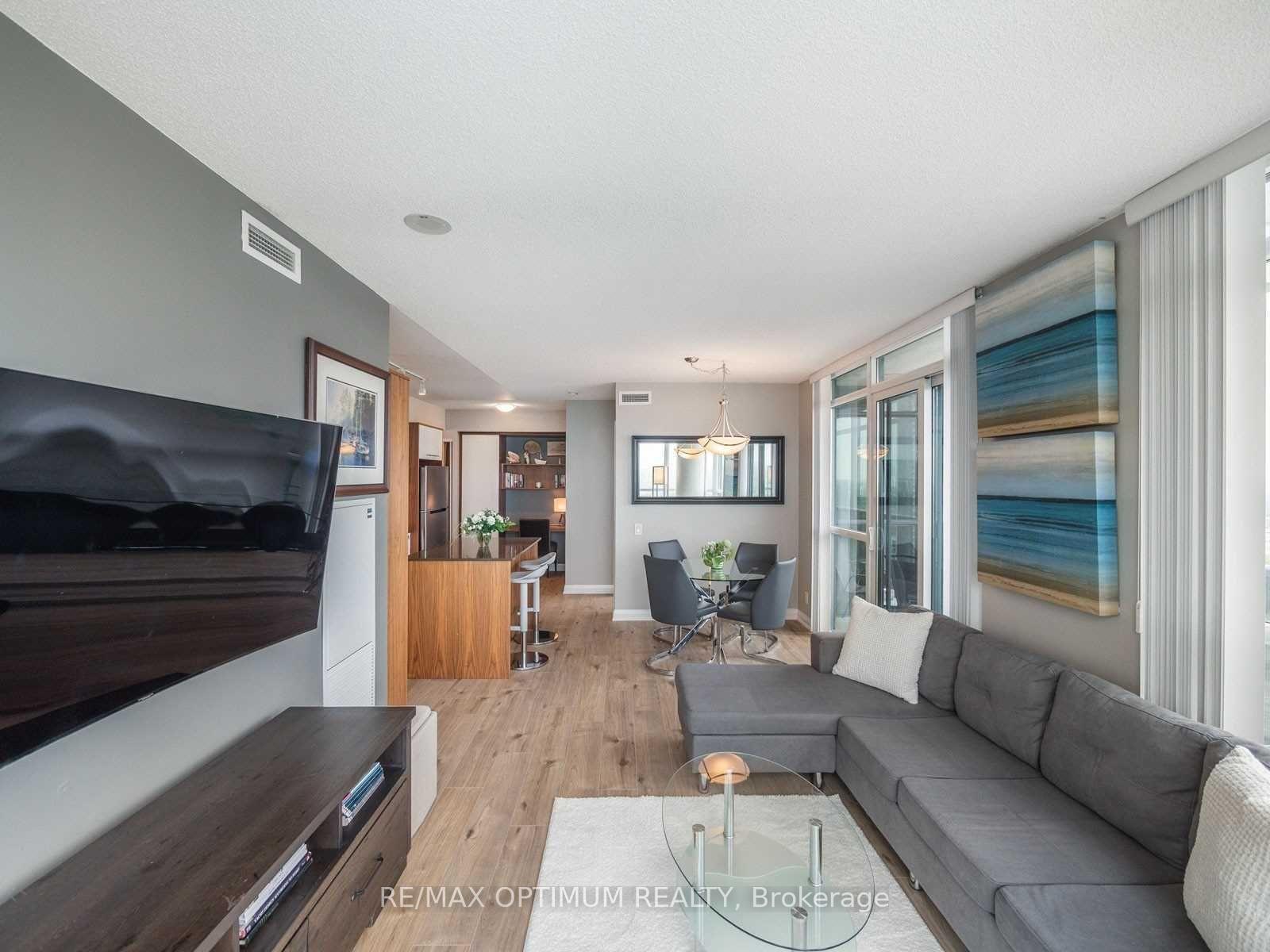 Photo 16 of Unit 1809, 1 Valhalla Inn Road, Etobicoke, Islington-City Centre West — HOMEH