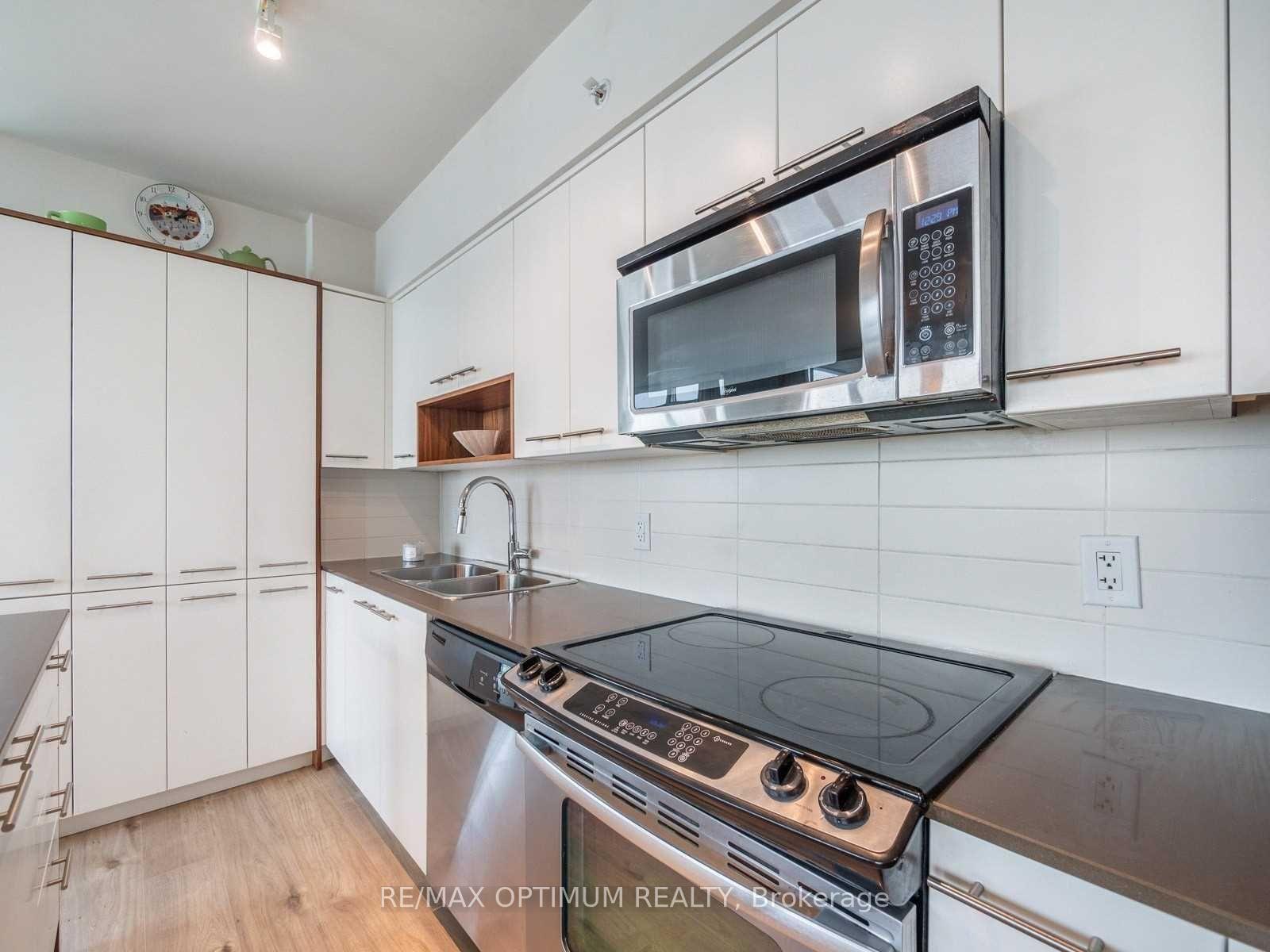 Photo 23 of Unit 1809, 1 Valhalla Inn Road, Etobicoke, Islington-City Centre West — HOMEH
