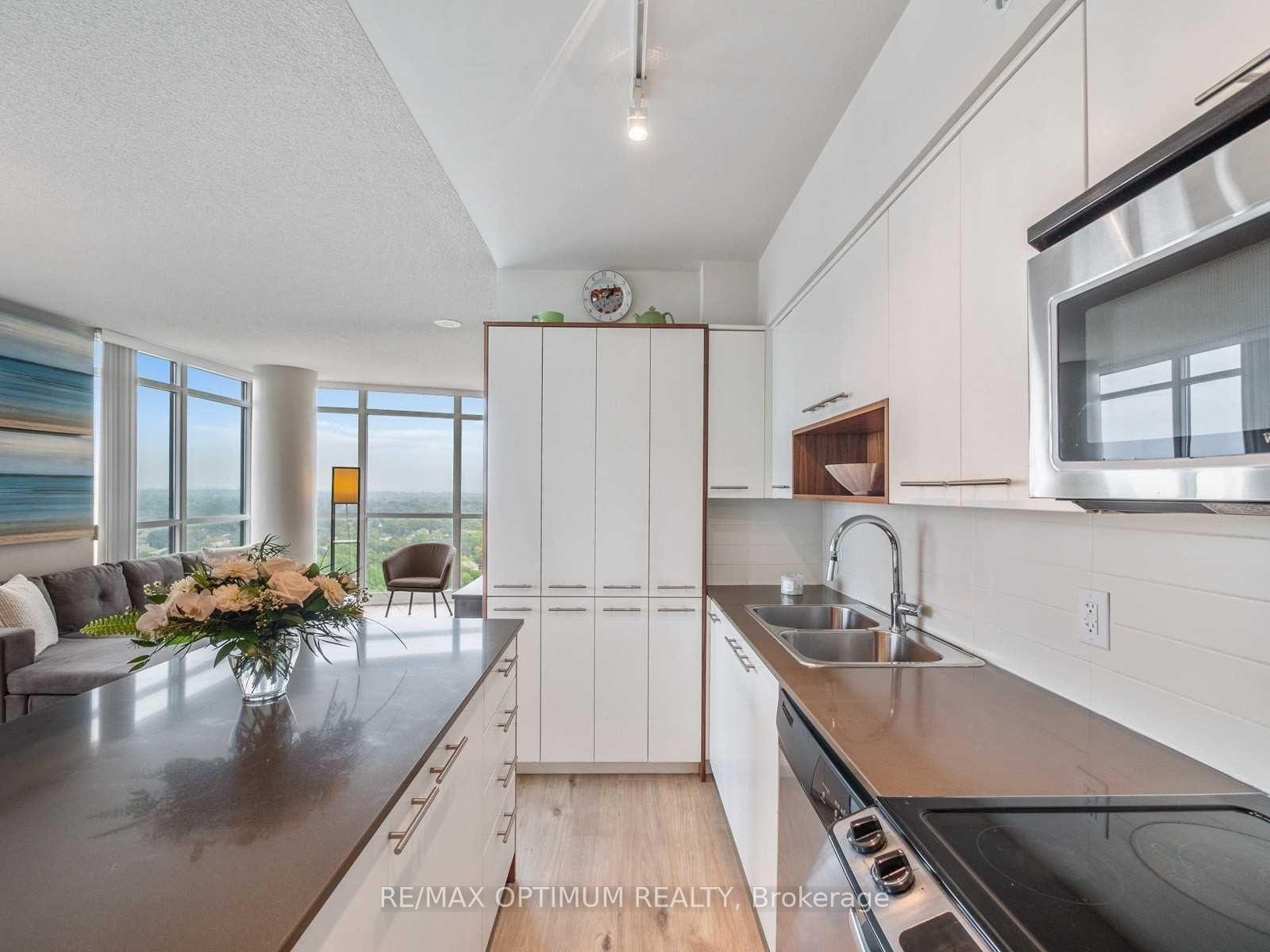 Photo 25 of Unit 1809, 1 Valhalla Inn Road, Etobicoke, Islington-City Centre West — HOMEH