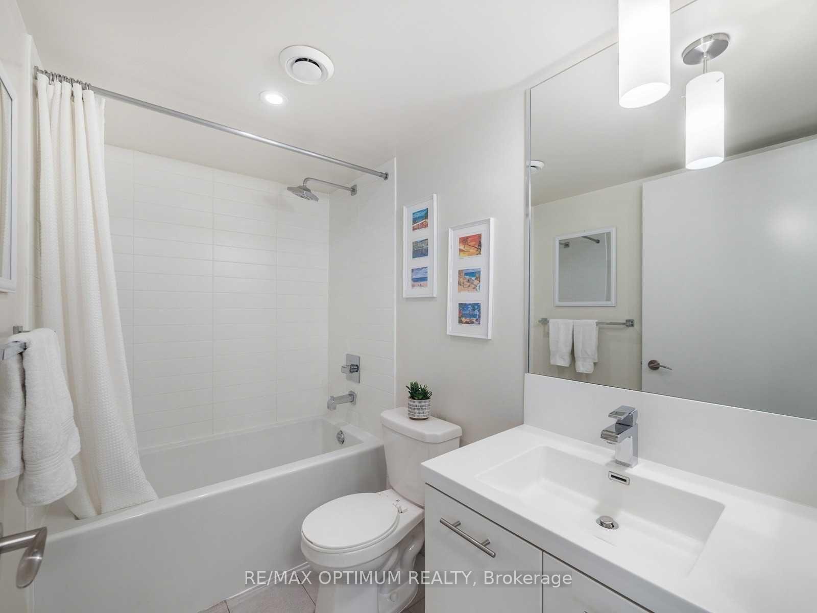 Photo 32 of Unit 1809, 1 Valhalla Inn Road, Etobicoke, Islington-City Centre West — HOMEH