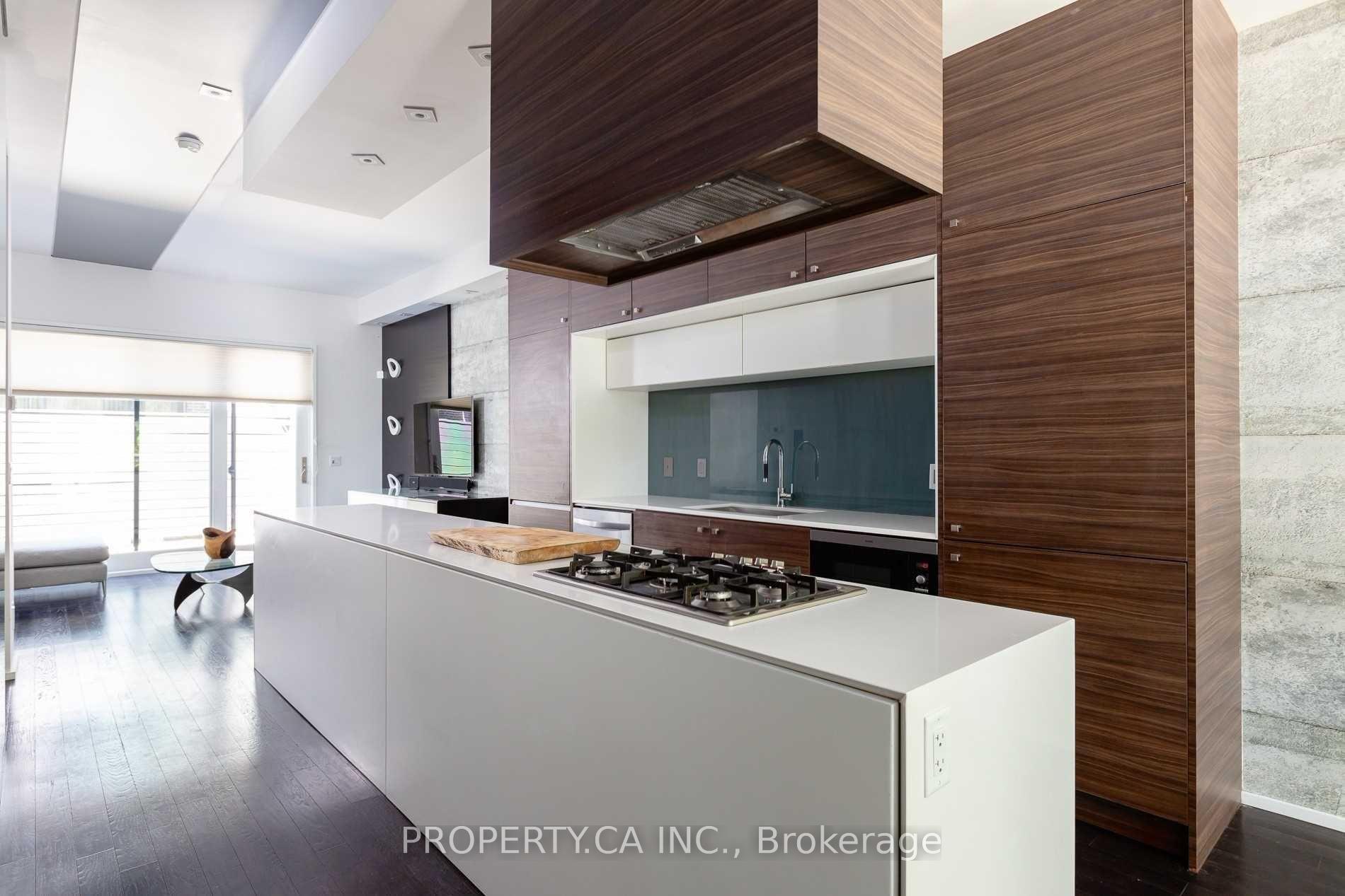 Photo 6 of 238 Manning Avenue, Toronto, Trinity-Bellwoods — HOMEH