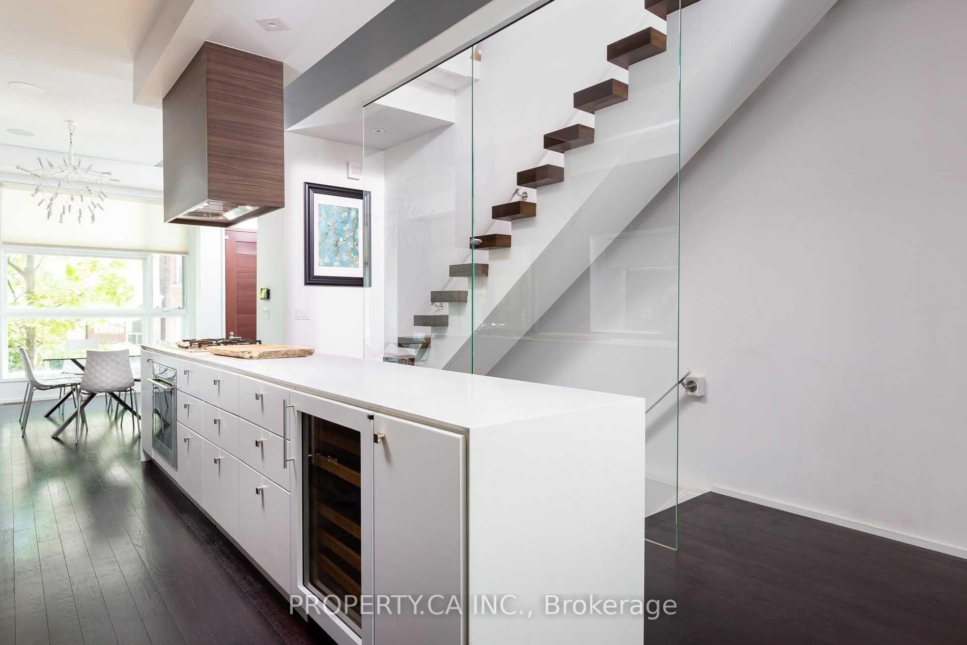 Photo 10 of 238 Manning Avenue, Toronto, Trinity-Bellwoods — HOMEH
