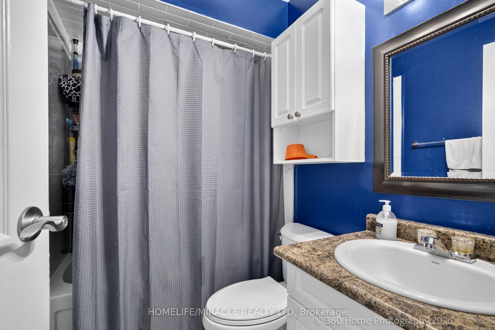 Photo 15 of Unit 165, 74 Springfair Avenue, Aurora, Aurora Village — HOMEH