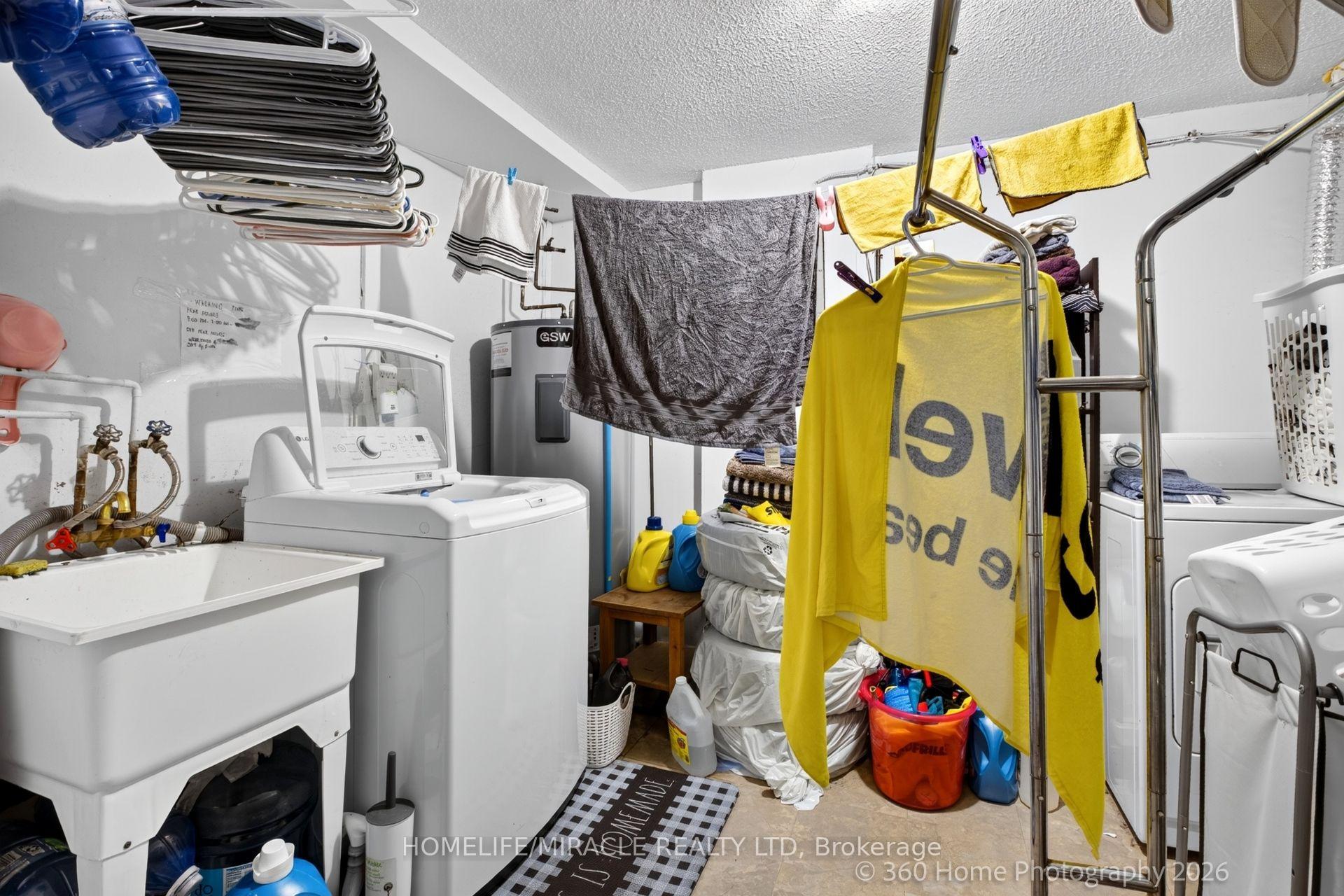 Photo 23 of Unit 165, 74 Springfair Avenue, Aurora, Aurora Village — HOMEH