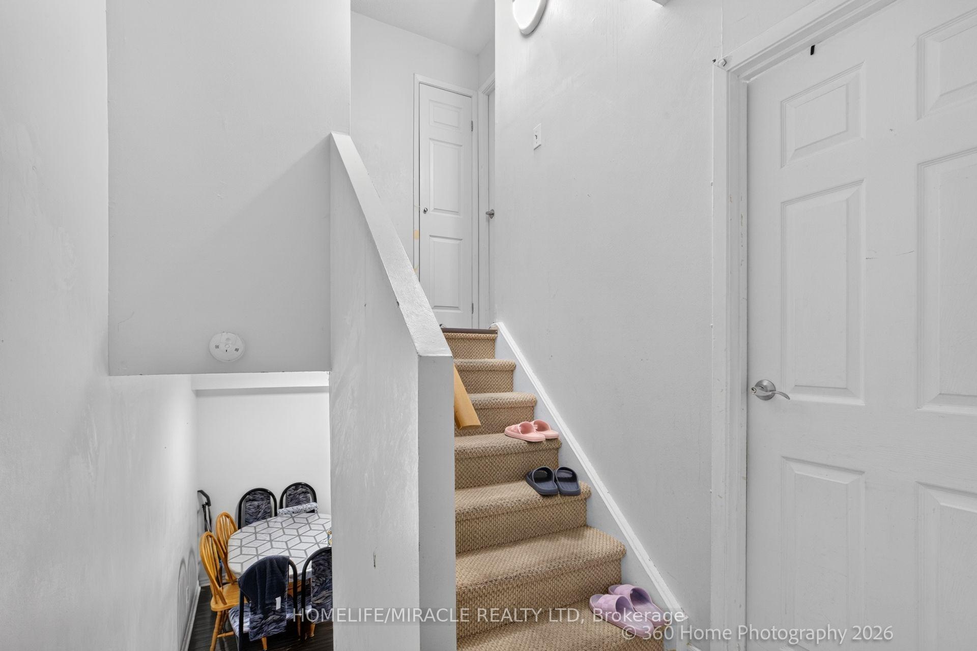 Photo 24 of Unit 165, 74 Springfair Avenue, Aurora, Aurora Village — HOMEH