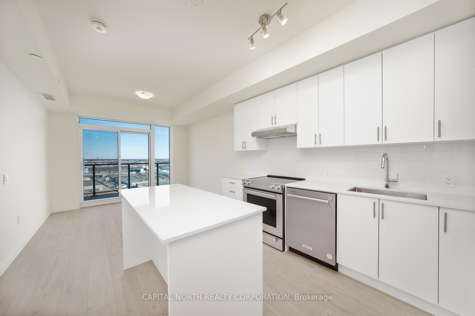 Photo 6 of Unit 1606, 8960 Jane Street, Vaughan, Concord — HOMEH