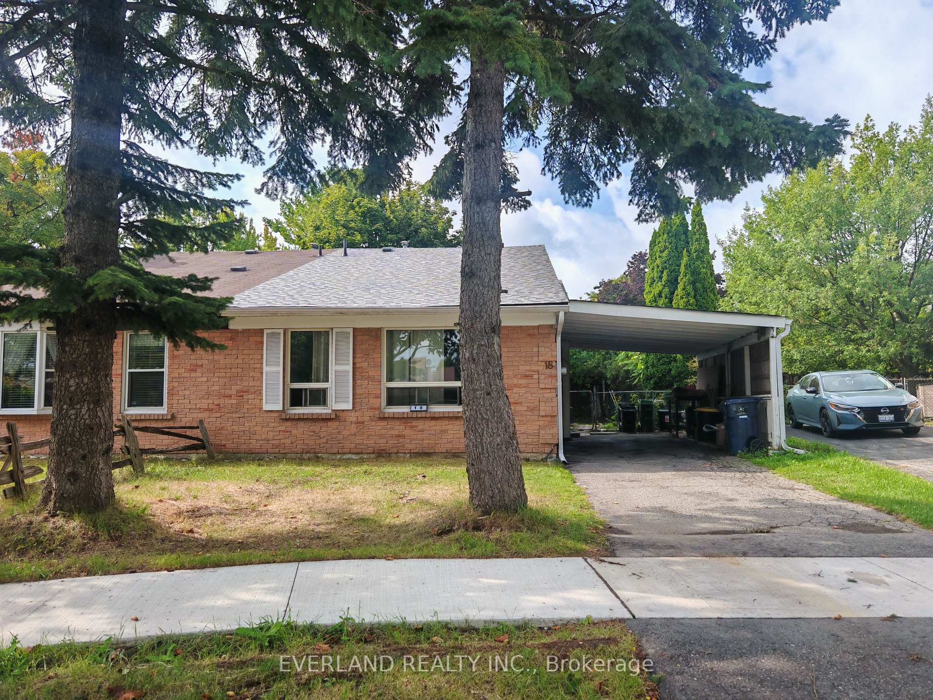 Photo 1 of 18 Camberley Court, Scarborough, Malvern — HOMEH