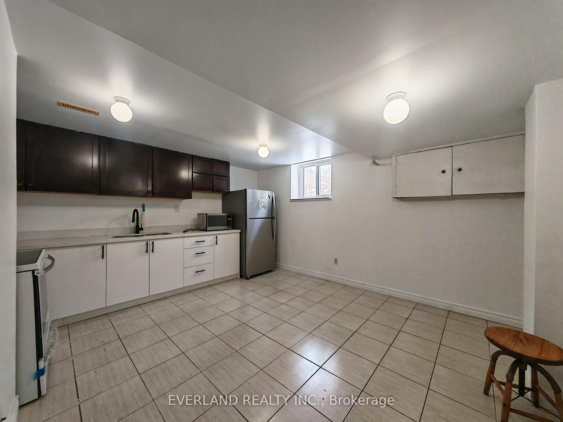 Photo 15 of 18 Camberley Court, Scarborough, Malvern — HOMEH