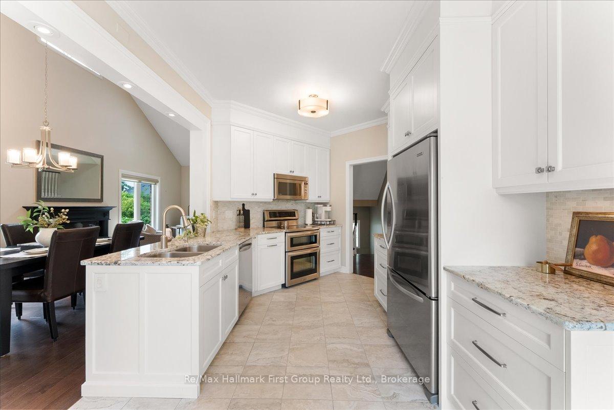 Photo 19 of 64 Waterbury Crescent, Scugog, Port Perry — HOMEH