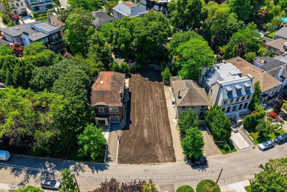 Photo 3 of 180 Dunvegan Road, Toronto, Forest Hill South — HOMEH