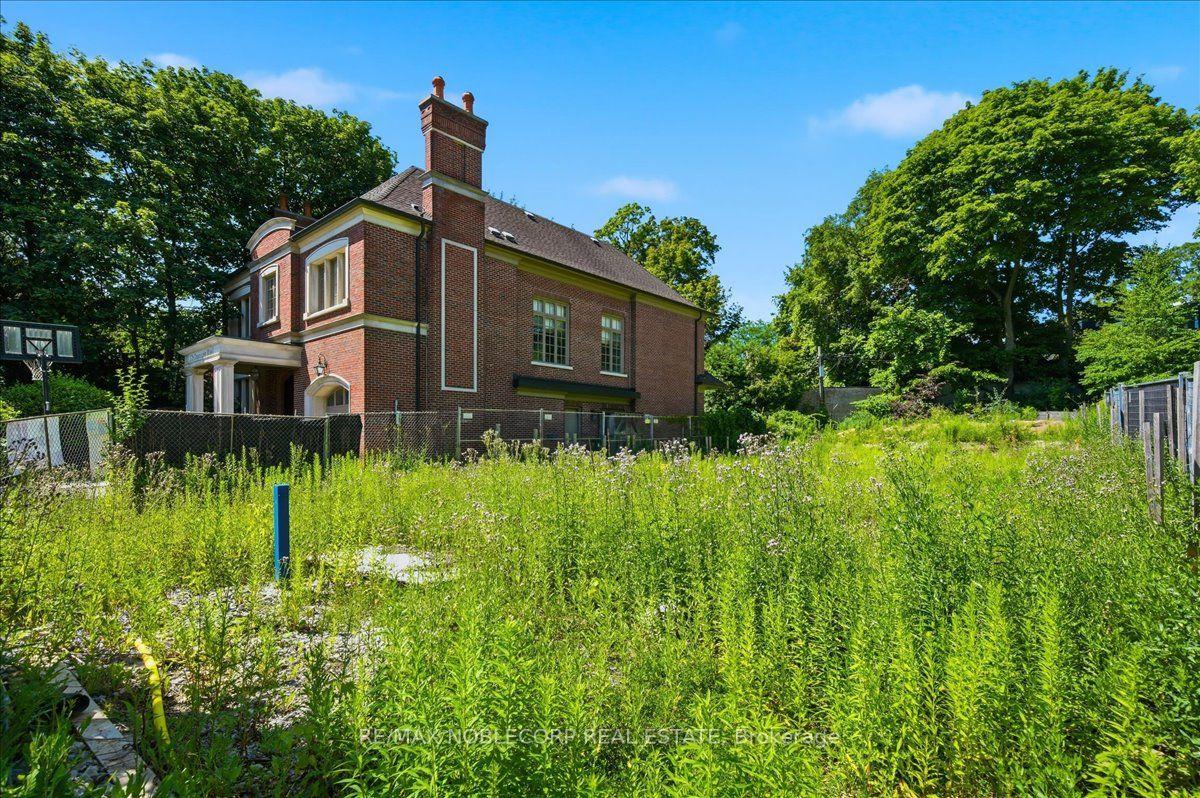 Photo 22 of 180 Dunvegan Road, Toronto, Forest Hill South — HOMEH