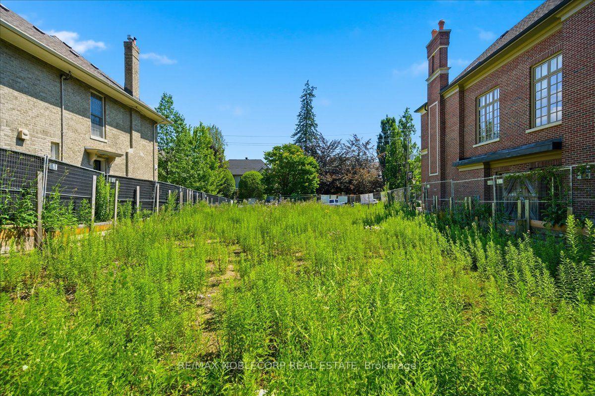 Photo 26 of 180 Dunvegan Road, Toronto, Forest Hill South — HOMEH