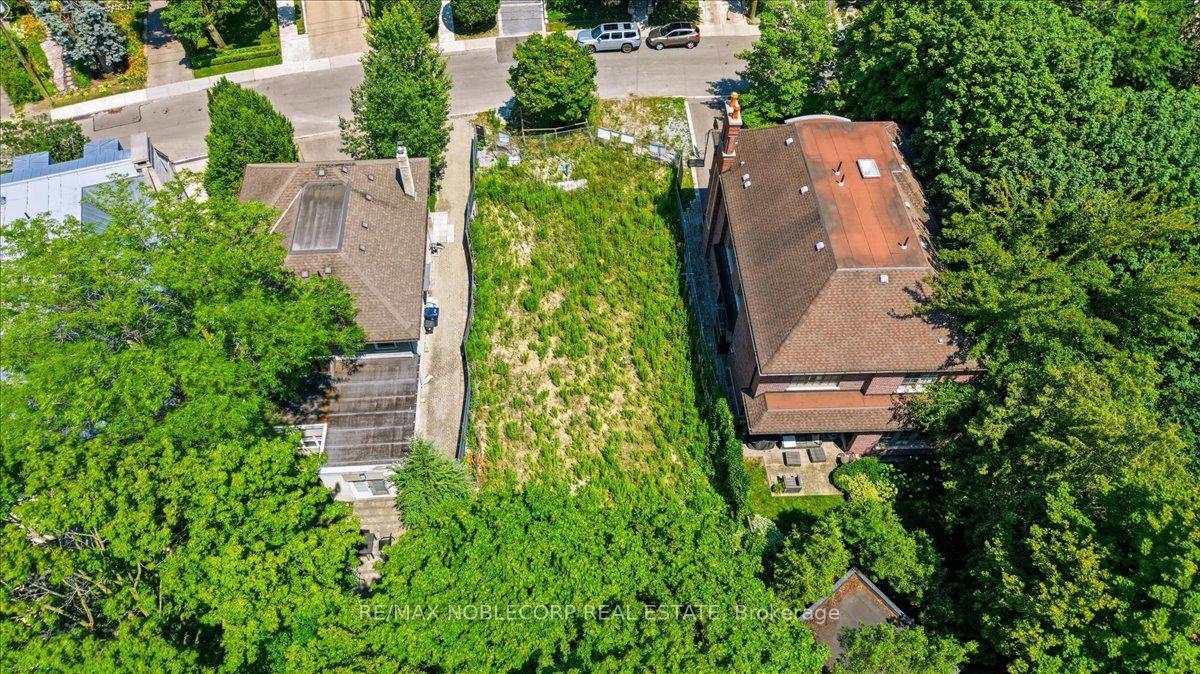 Photo 33 of 180 Dunvegan Road, Toronto, Forest Hill South — HOMEH