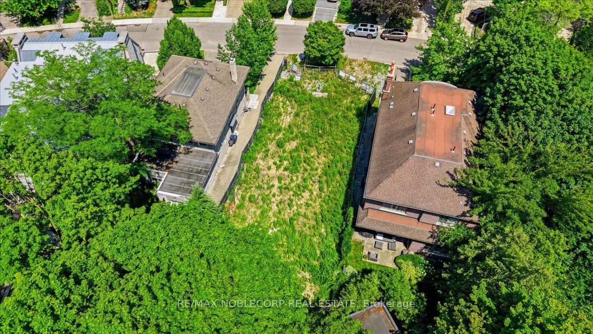 Photo 34 of 180 Dunvegan Road, Toronto, Forest Hill South — HOMEH