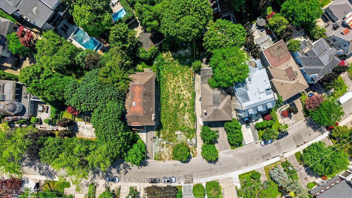 Photo 37 of 180 Dunvegan Road, Toronto, Forest Hill South — HOMEH