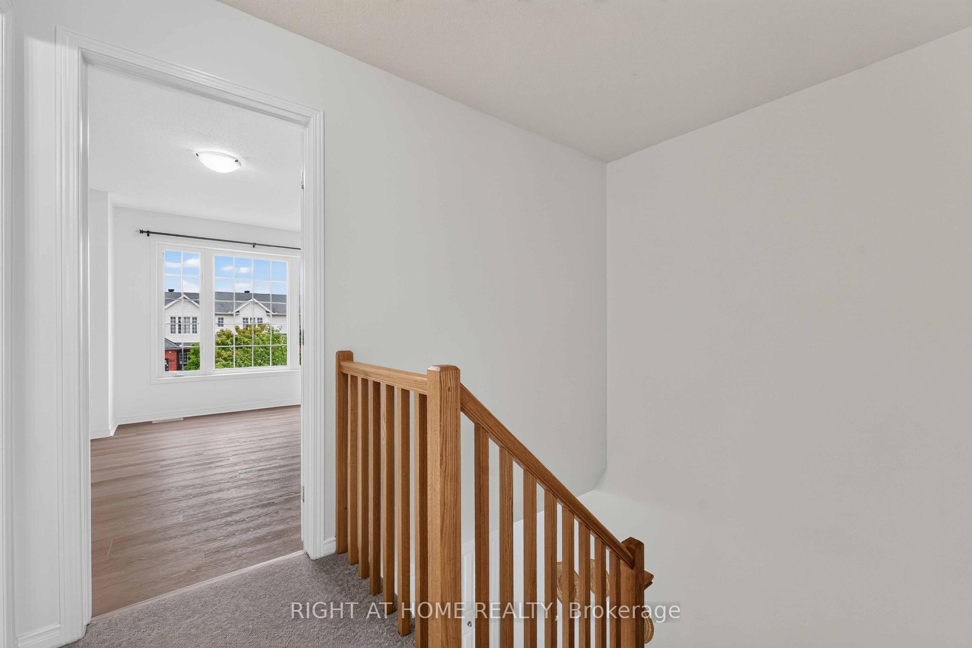 Photo 13 of 343 Amici Terrace, Ottawa, Kanata - Emerald Meadows/Trailwest — HOMEH