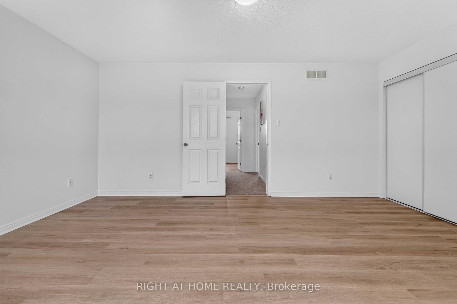 Photo 16 of 343 Amici Terrace, Ottawa, Kanata - Emerald Meadows/Trailwest — HOMEH