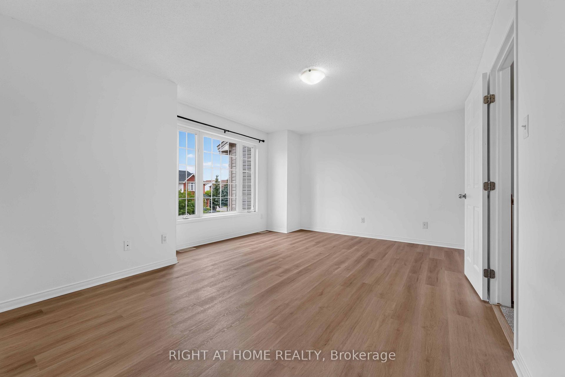 Photo 17 of 343 Amici Terrace, Ottawa, Kanata - Emerald Meadows/Trailwest — HOMEH