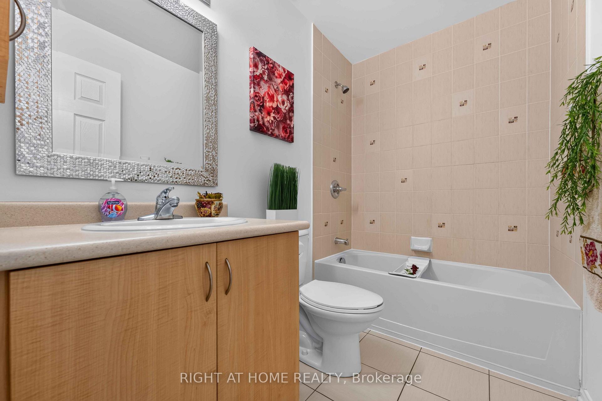Photo 18 of 343 Amici Terrace, Ottawa, Kanata - Emerald Meadows/Trailwest — HOMEH