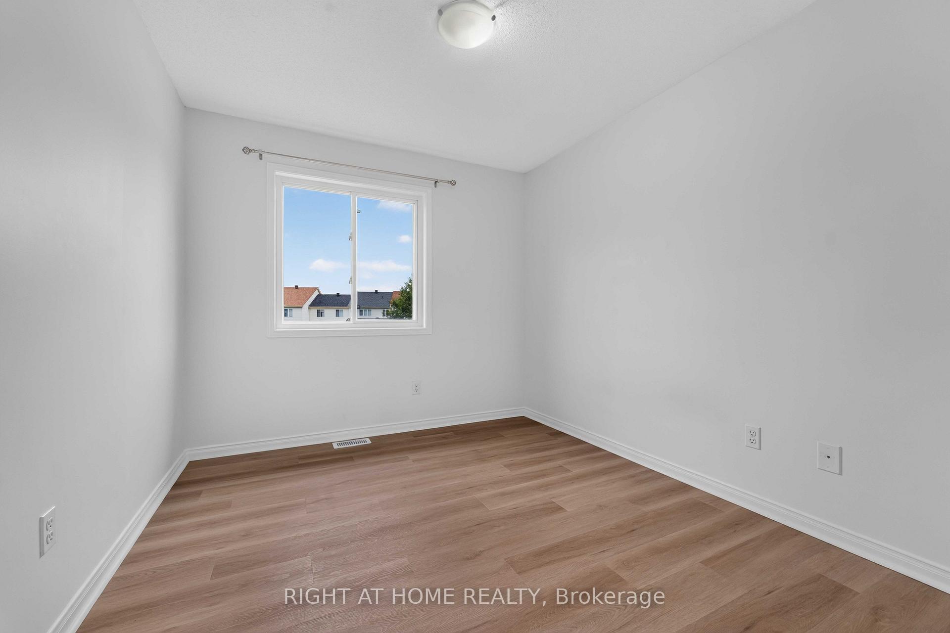 Photo 19 of 343 Amici Terrace, Ottawa, Kanata - Emerald Meadows/Trailwest — HOMEH