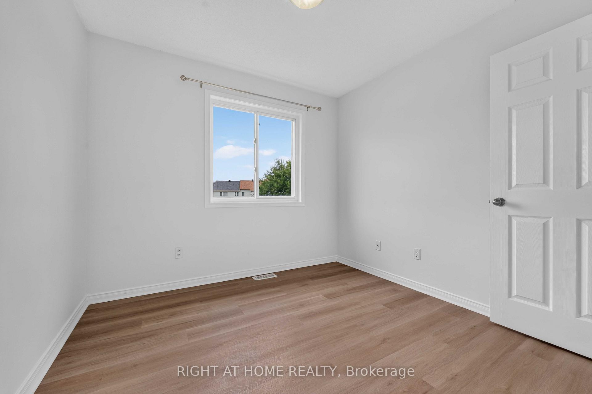 Photo 23 of 343 Amici Terrace, Ottawa, Kanata - Emerald Meadows/Trailwest — HOMEH