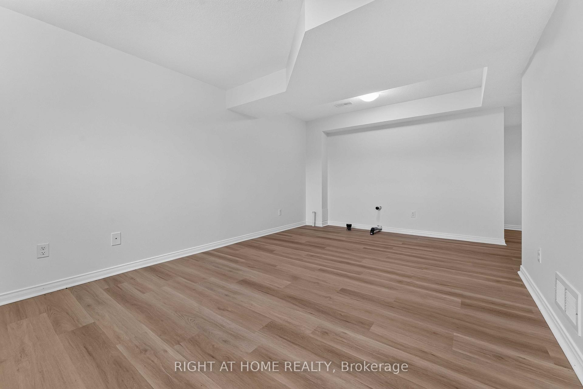 Photo 26 of 343 Amici Terrace, Ottawa, Kanata - Emerald Meadows/Trailwest — HOMEH