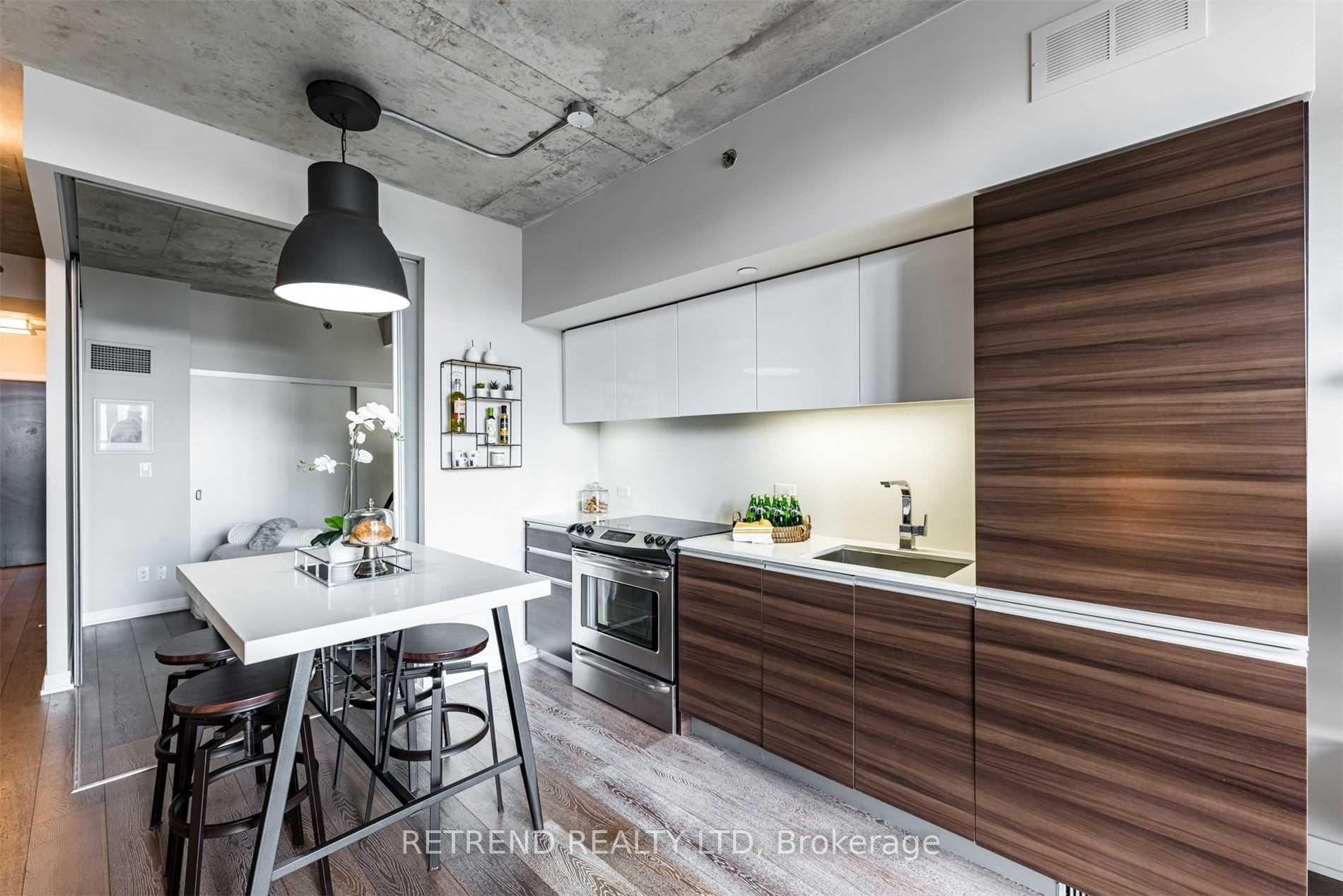 Photo 5 of Unit 413, 8 Gladstone Avenue, Toronto, Little Portugal — HOMEH