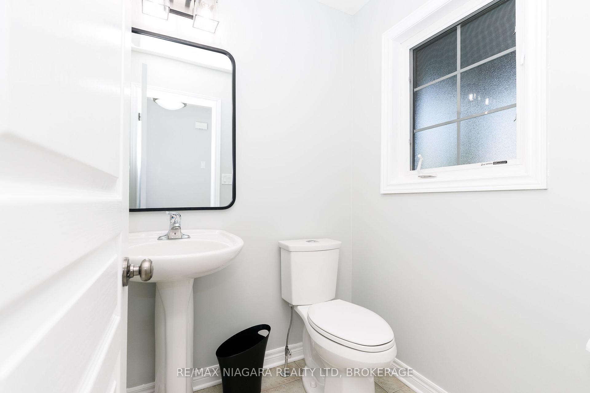 Photo 14 of 6610 Mary Drive, Niagara Falls, Forestview — HOMEH