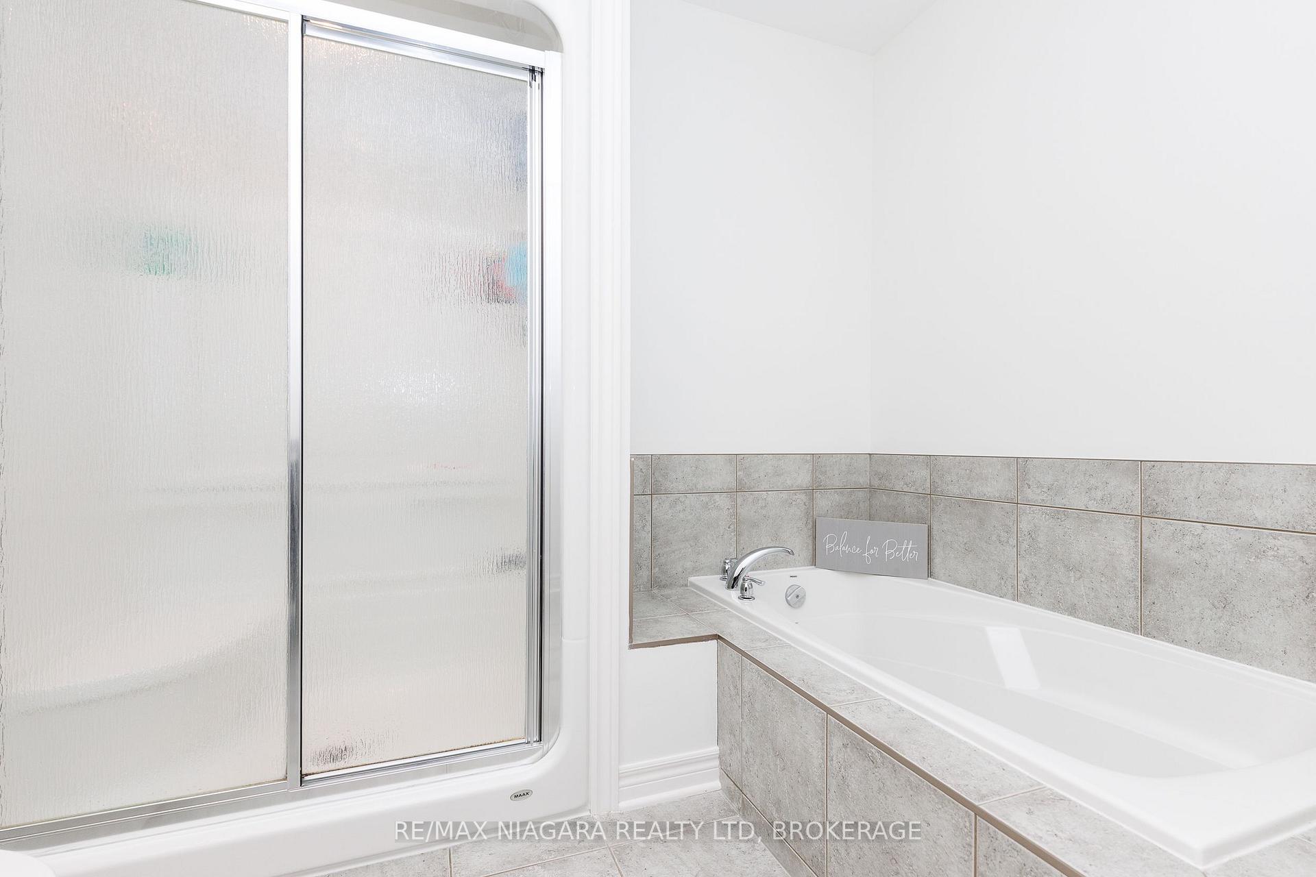 Photo 15 of 6610 Mary Drive, Niagara Falls, Forestview — HOMEH