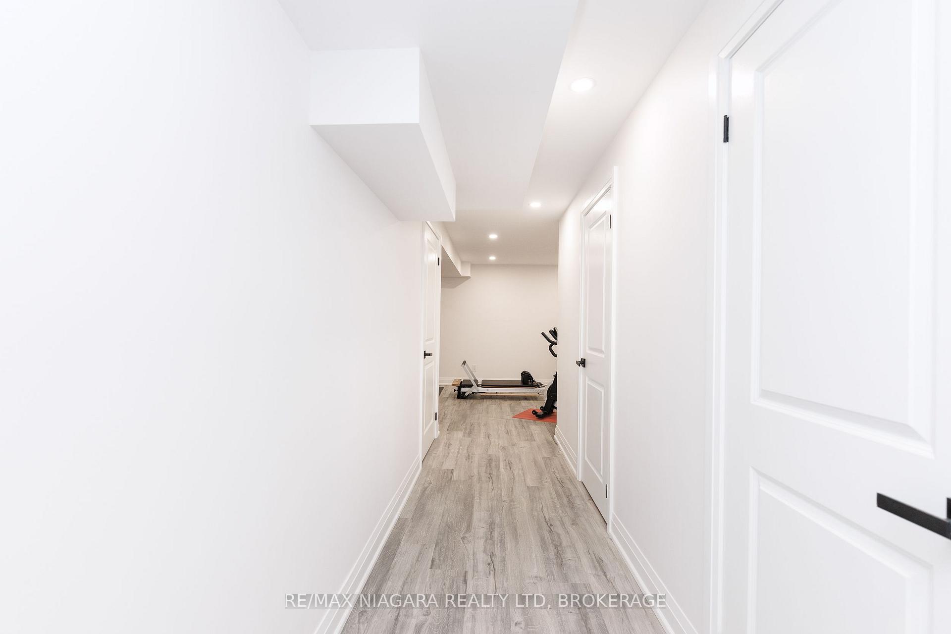 Photo 26 of 6610 Mary Drive, Niagara Falls, Forestview — HOMEH