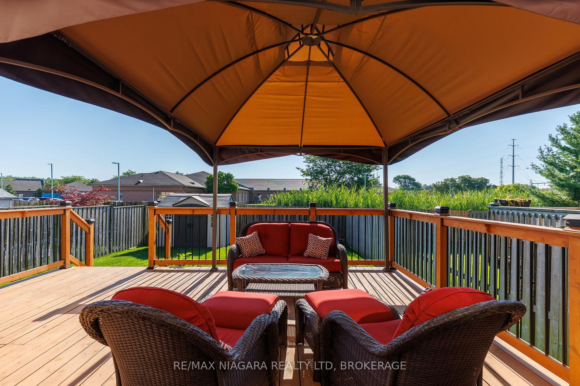 Photo 31 of 6610 Mary Drive, Niagara Falls, Forestview — HOMEH