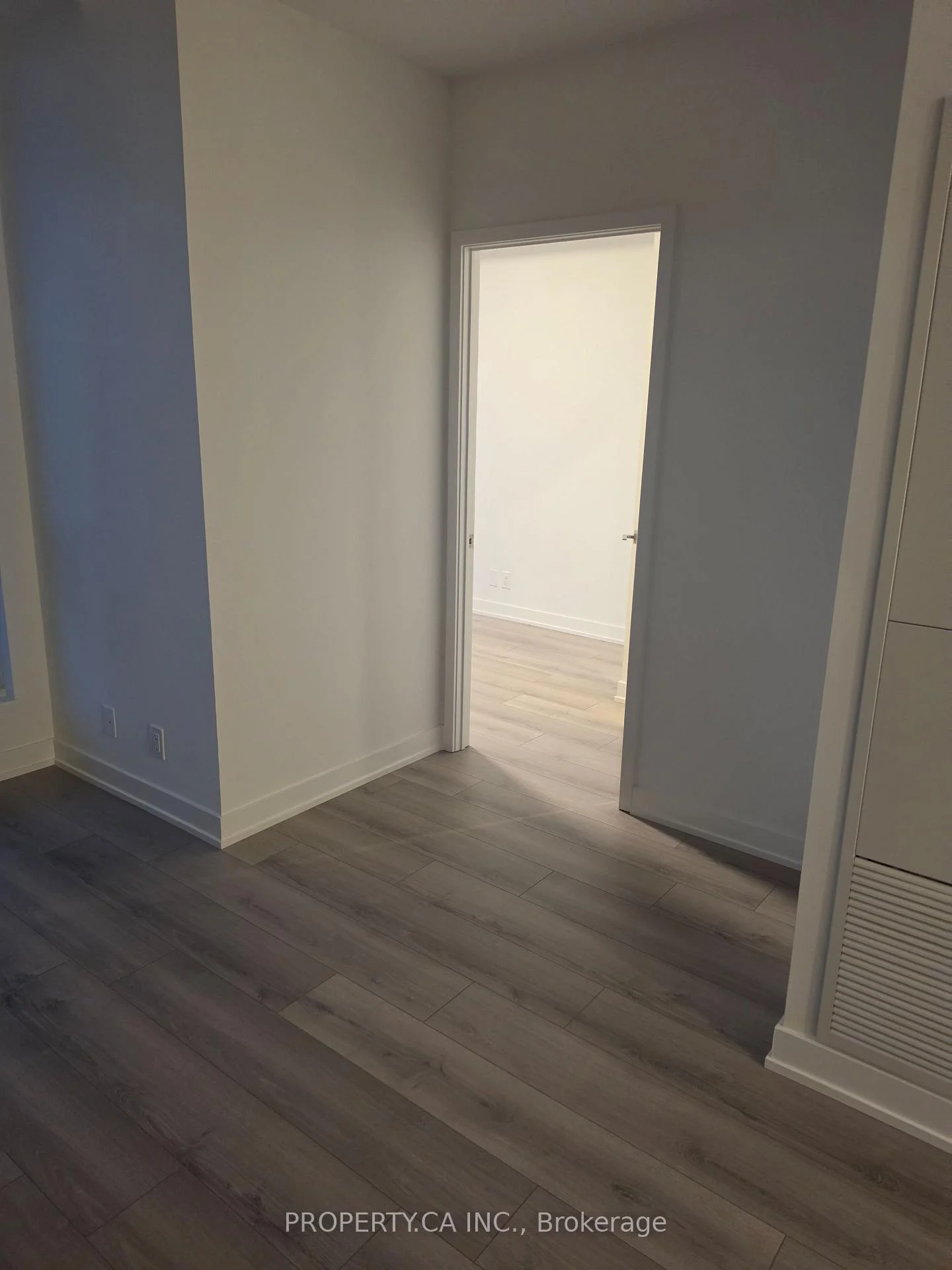 Photo 6 of Unit 221, 20 Deans Drive, Scarborough, Clairlea-Birchmount — HOMEH