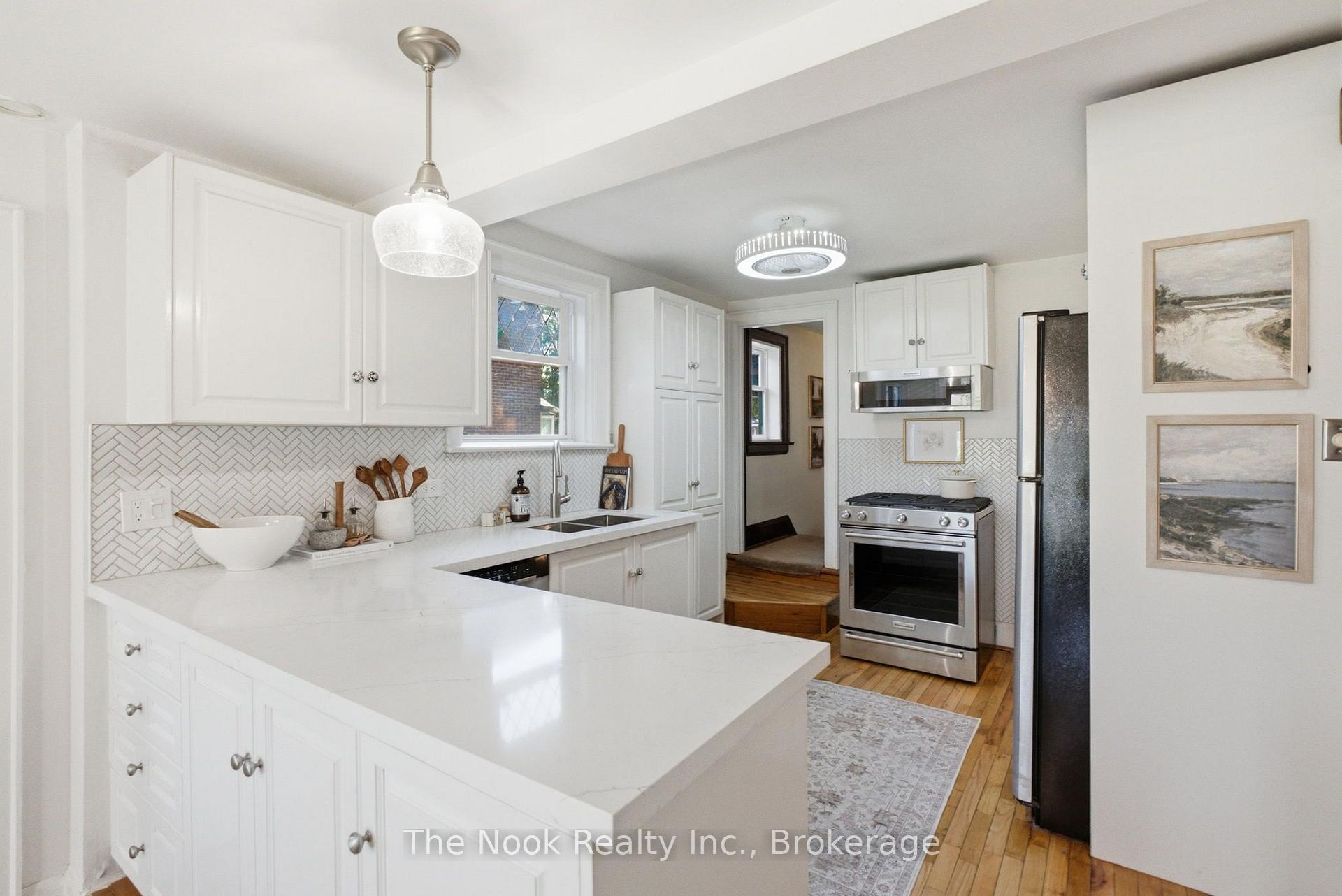 Photo 18 of 641 Masson Street, Oshawa, O'Neill — HOMEH