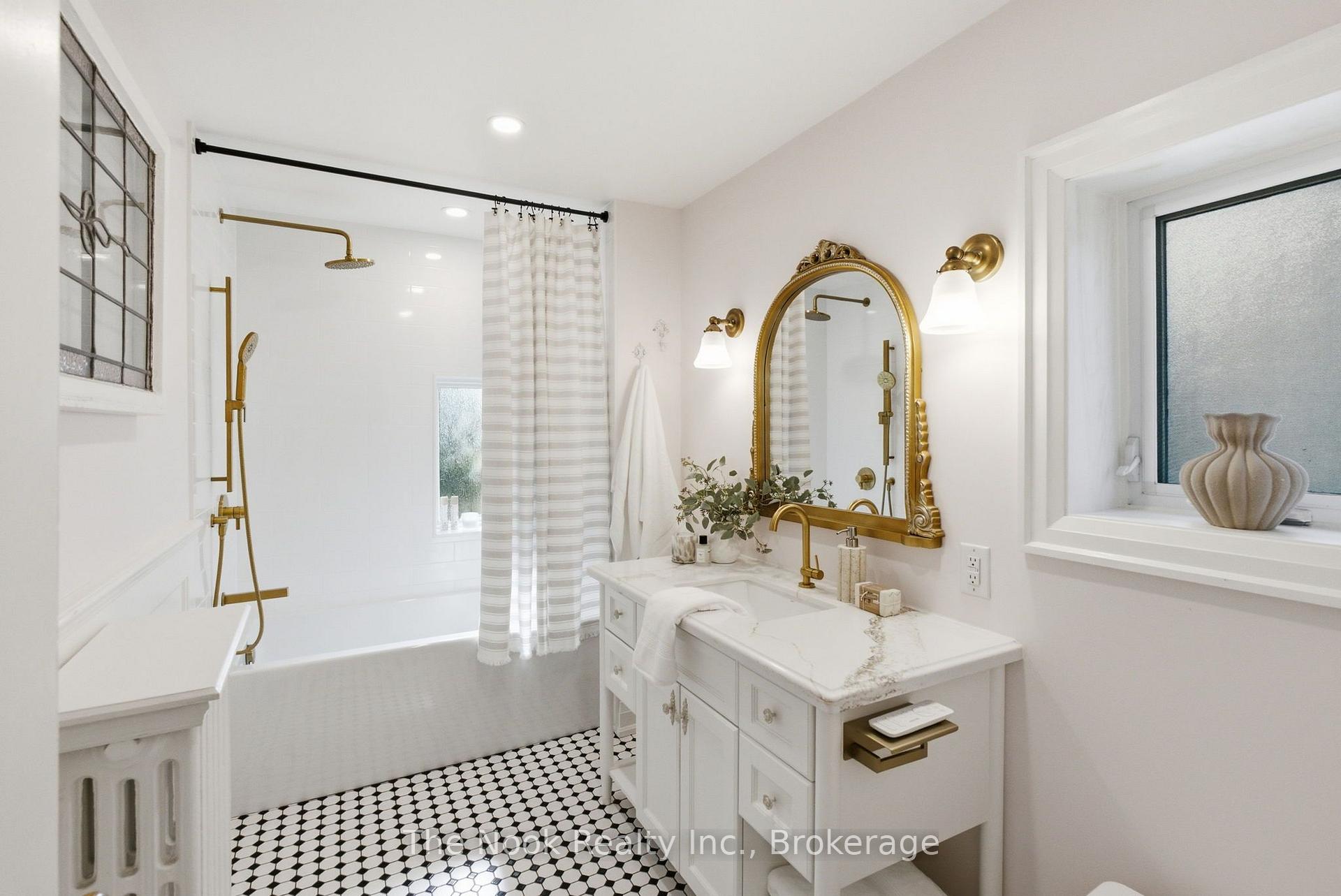 Photo 32 of 641 Masson Street, Oshawa, O'Neill — HOMEH