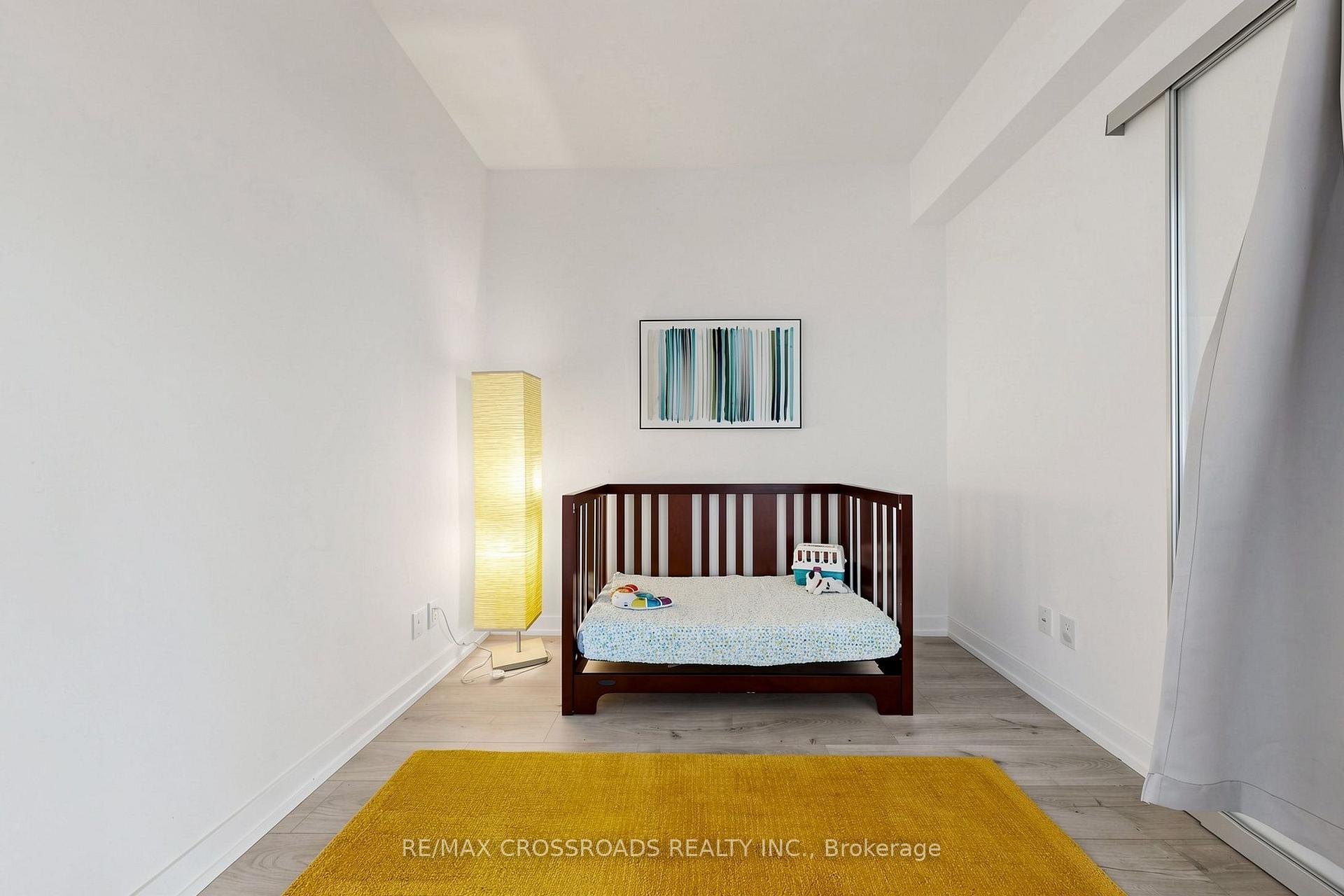 Photo 20 of 161 Roehampton Ave Apt: 4206 Avenue, Toronto, Mount Pleasant West — HOMEH
