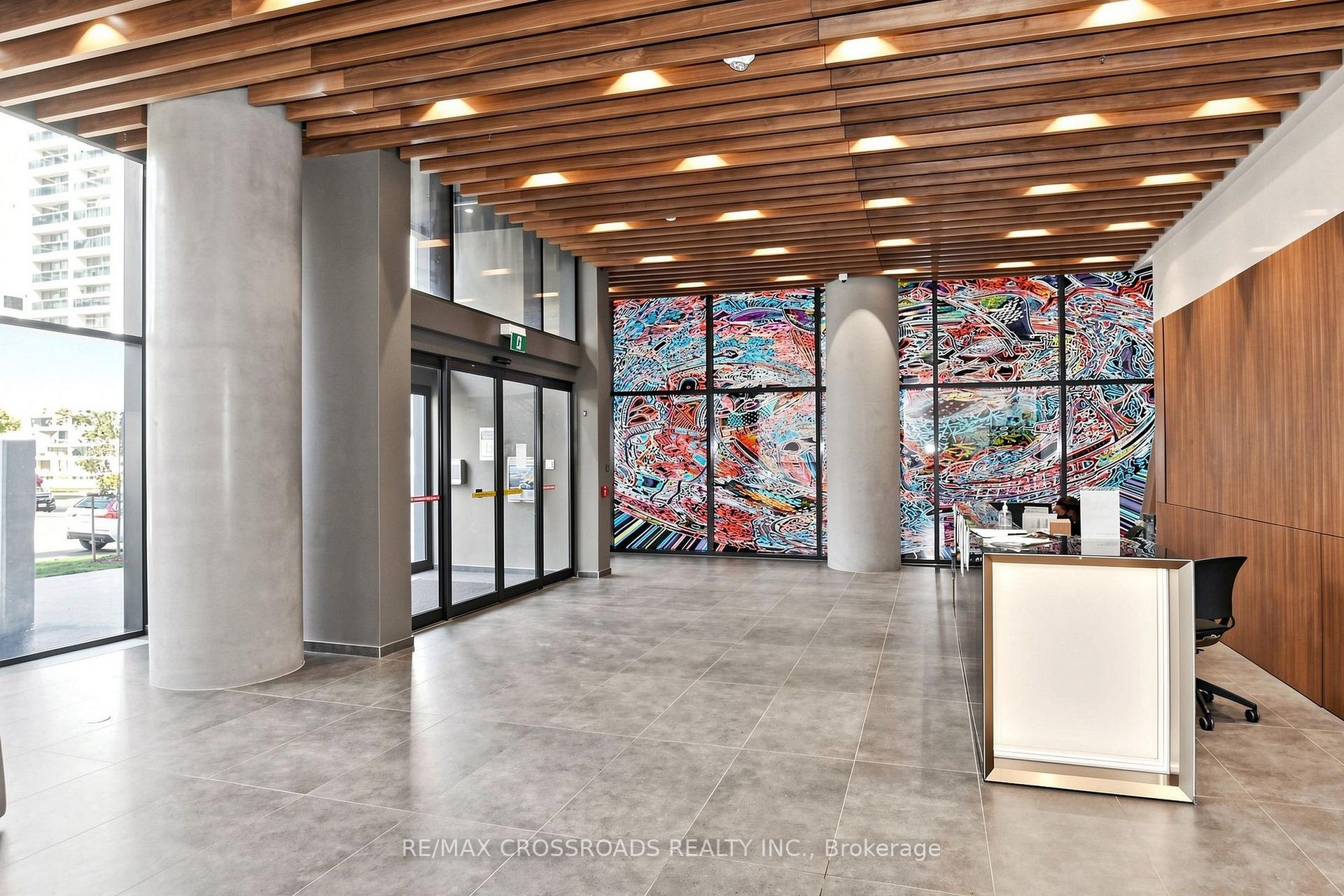 Photo 36 of 161 Roehampton Ave Apt: 4206 Avenue, Toronto, Mount Pleasant West — HOMEH
