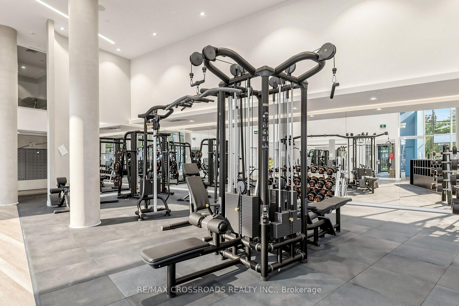 Photo 40 of 161 Roehampton Ave Apt: 4206 Avenue, Toronto, Mount Pleasant West — HOMEH