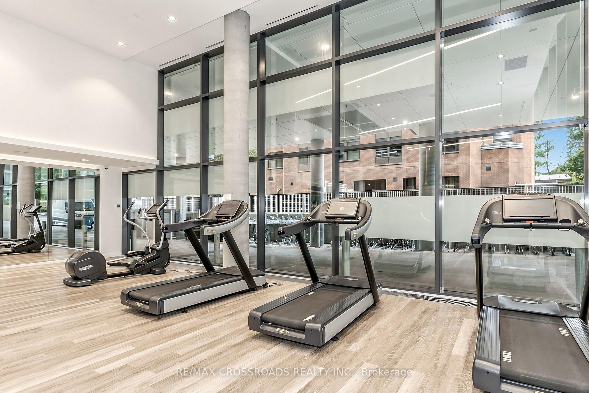 Photo 41 of 161 Roehampton Ave Apt: 4206 Avenue, Toronto, Mount Pleasant West — HOMEH