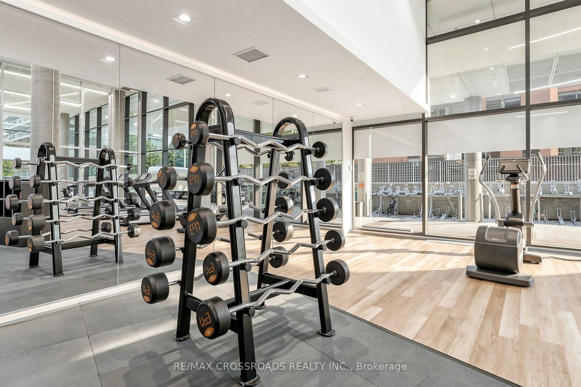 Photo 42 of 161 Roehampton Ave Apt: 4206 Avenue, Toronto, Mount Pleasant West — HOMEH