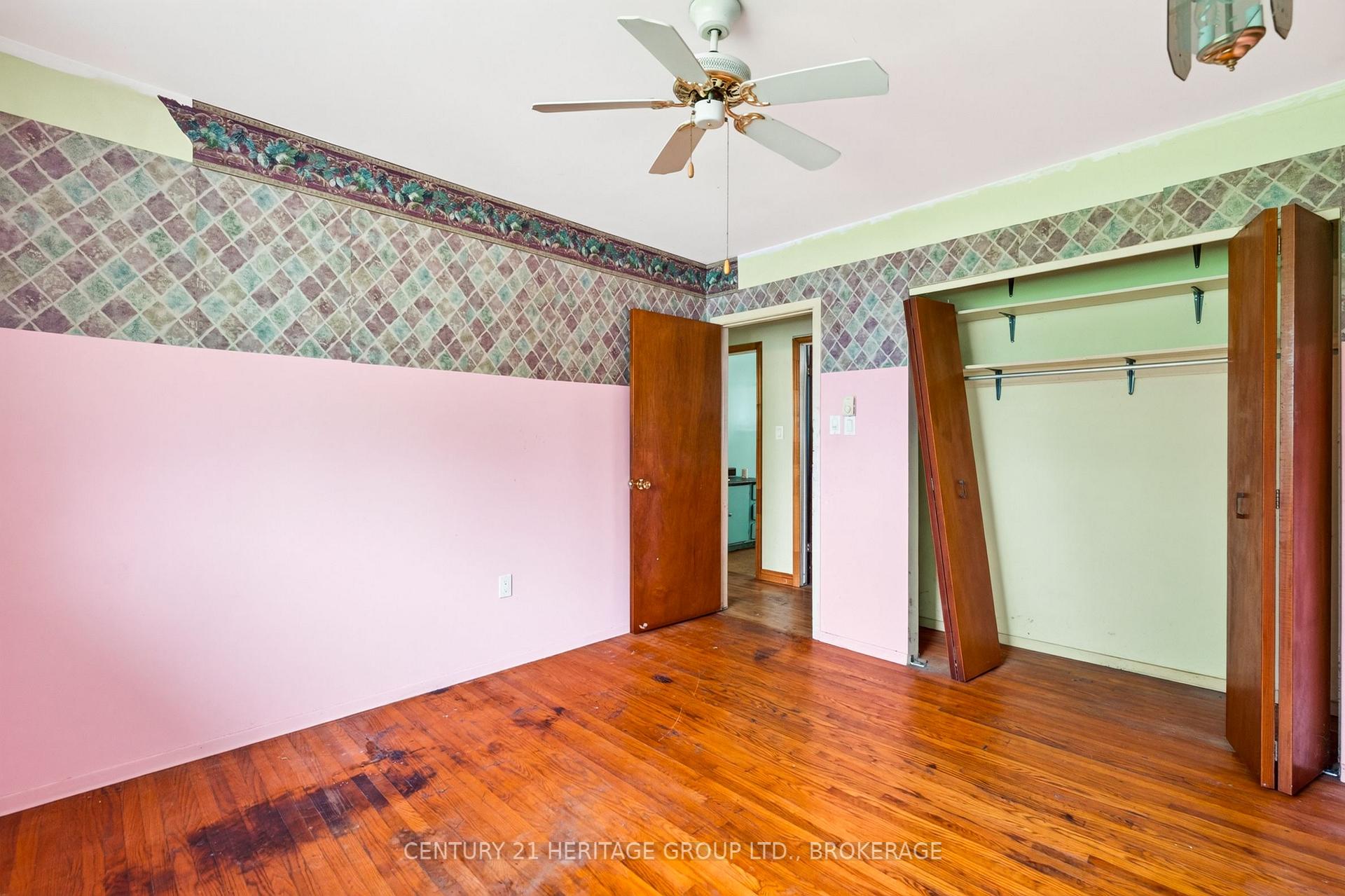 Photo 16 of 2496 Leeman Lane, Kingston, City North of 401 — HOMEH