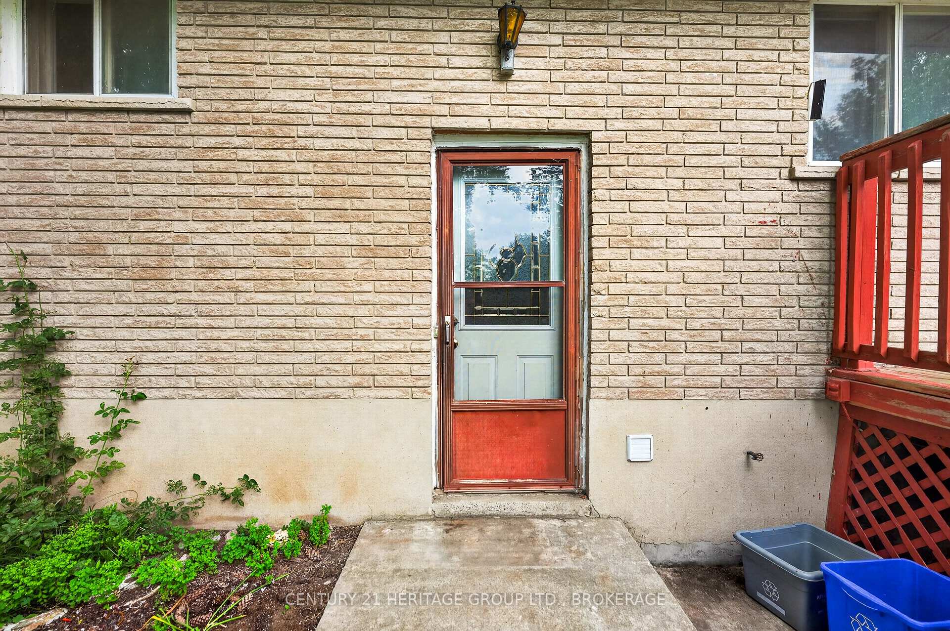 Photo 32 of 2496 Leeman Lane, Kingston, City North of 401 — HOMEH
