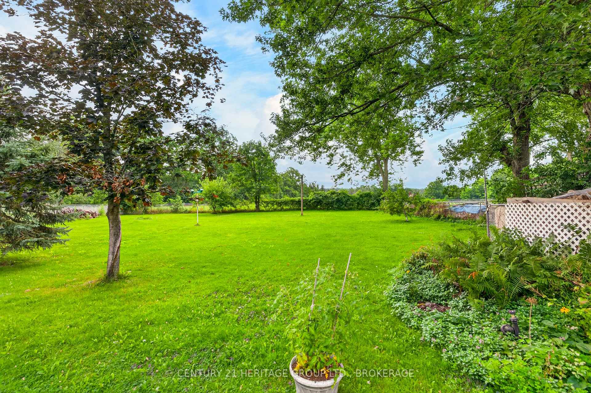 Photo 39 of 2496 Leeman Lane, Kingston, City North of 401 — HOMEH
