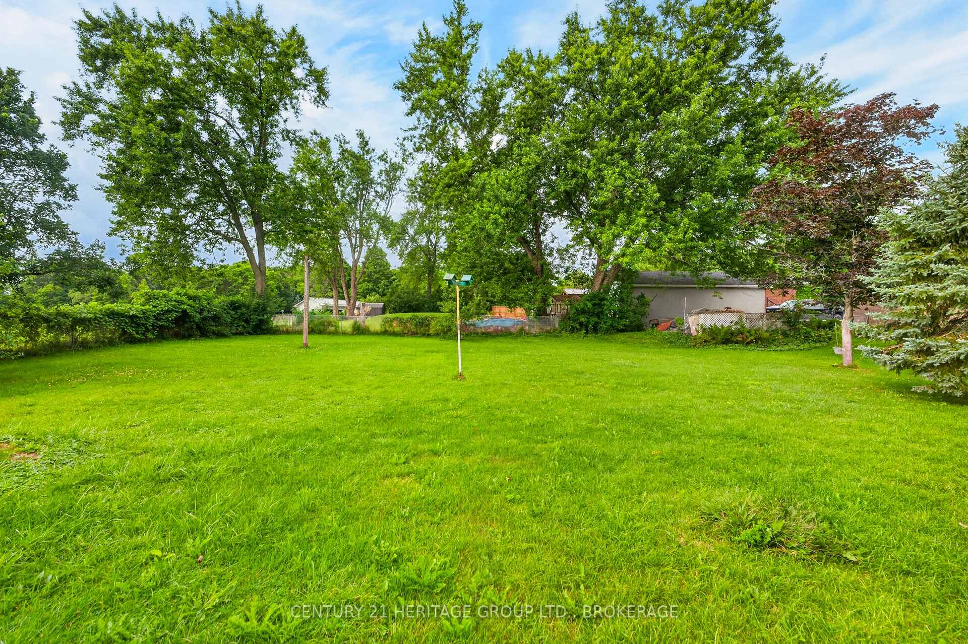 Photo 43 of 2496 Leeman Lane, Kingston, City North of 401 — HOMEH