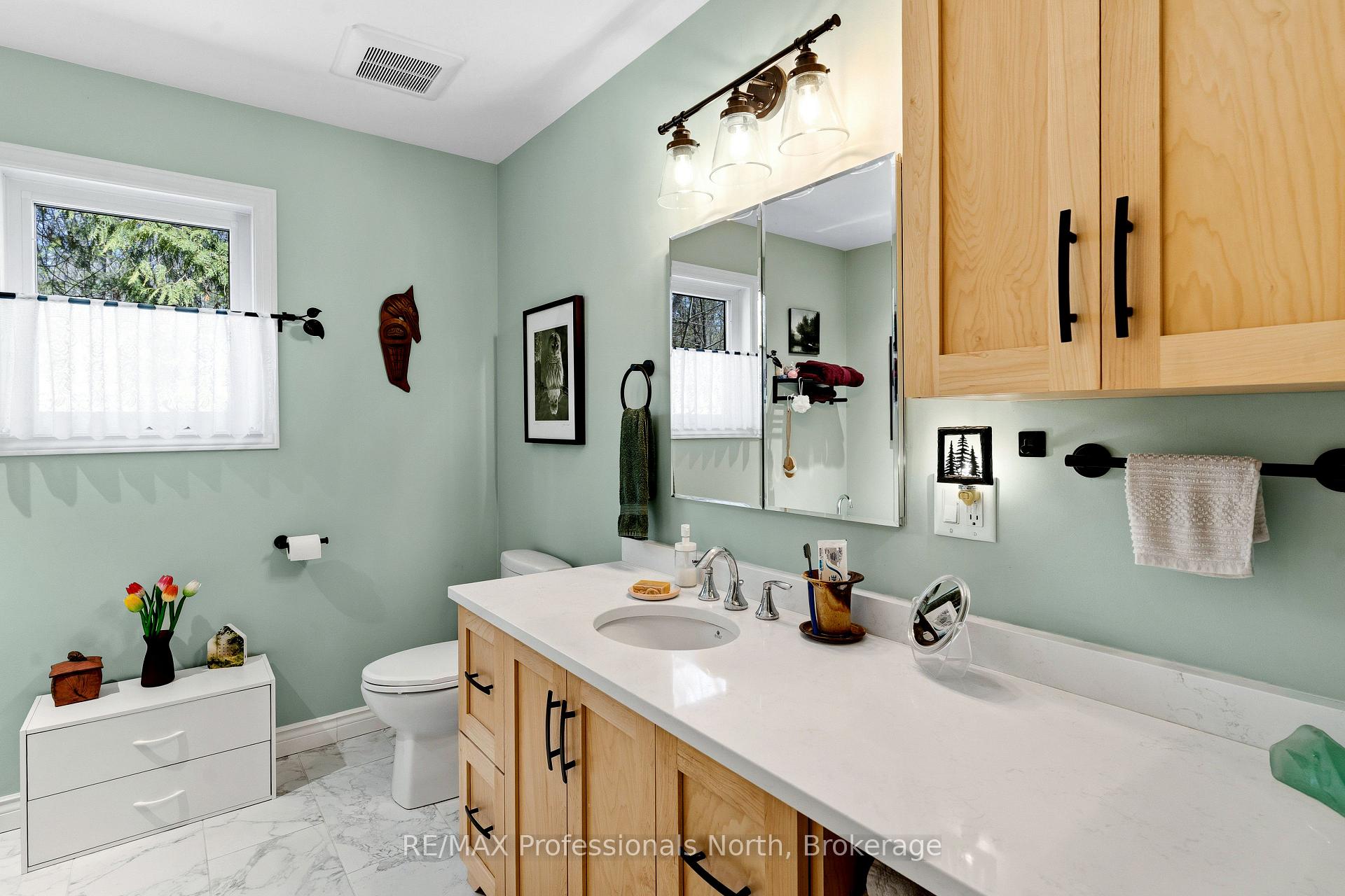 Photo 27 of 1048 Elk Drive, Dysart et al, Guilford — HOMEH