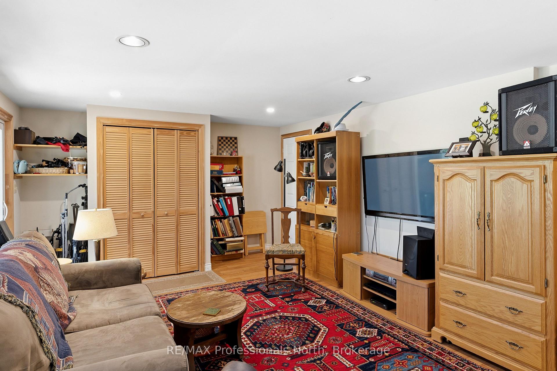 Photo 32 of 1048 Elk Drive, Dysart et al, Guilford — HOMEH