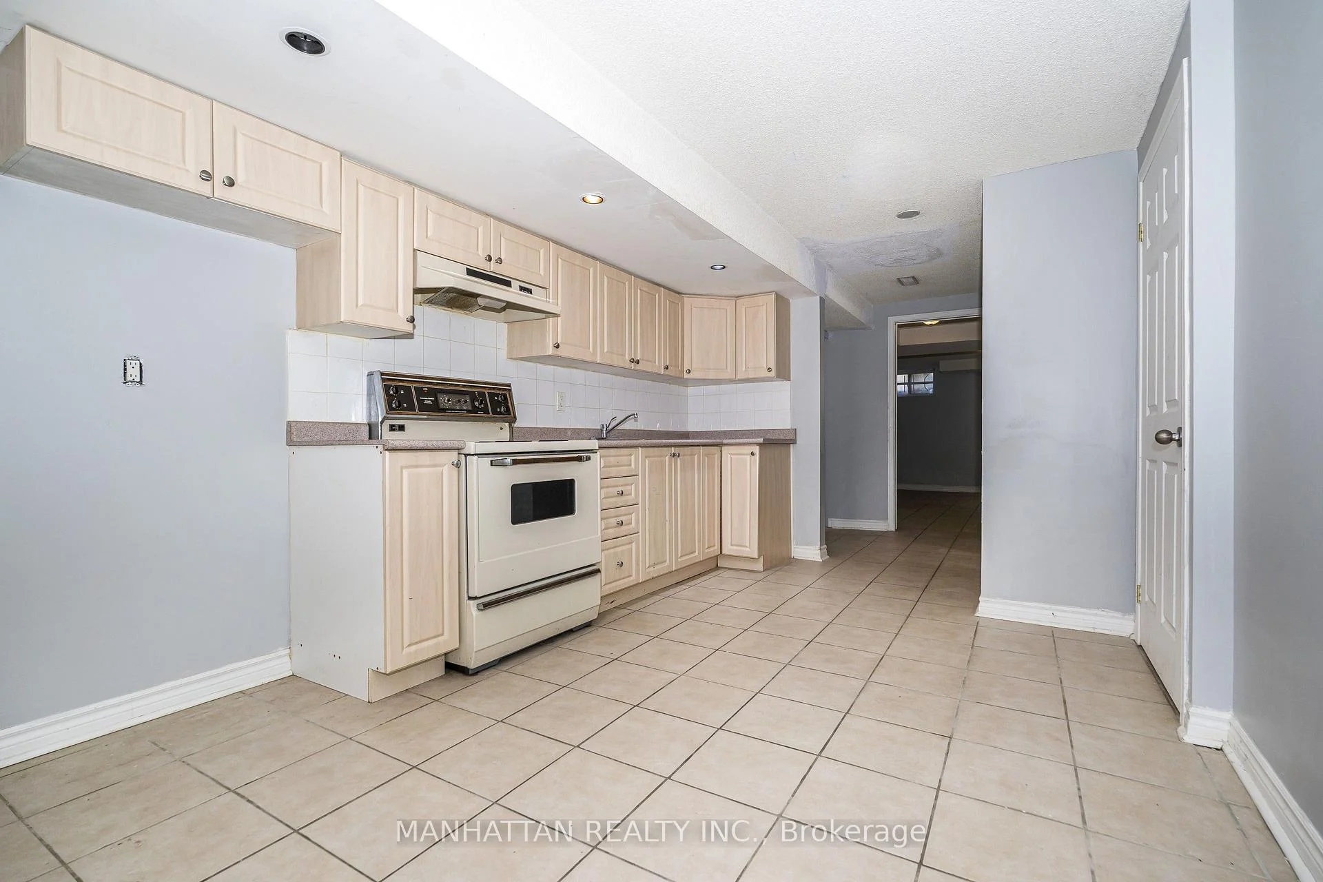 Photo 33 of 1220 Weston Road, North York, Mount Dennis — HOMEH